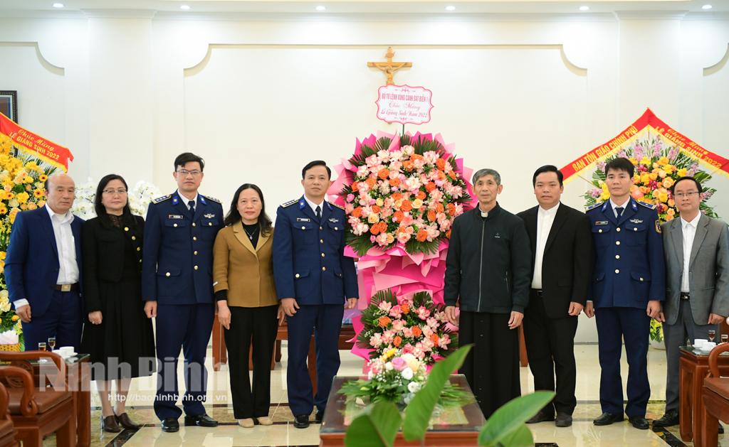 Bộ Tư lệnh Vùng cảnh sát biển 1 chúc mừng nhân dịp Lễ Giáng sinh năm 2022