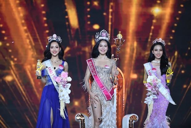 Người đẹp Hùynh Thị Thanh Thủy đăng quang Hoa hậu Việt Nam 2022