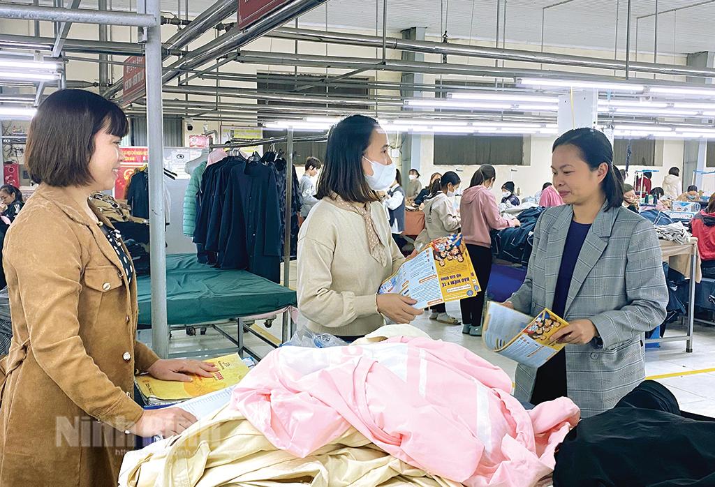 Đảm bảo an sinh xã hội cho người tham gia chính sách BHXH dịp Tết