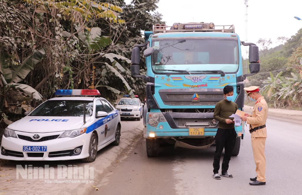 Đảm bảo trật tự an toàn giao thông trong dịp Tết dương lịch