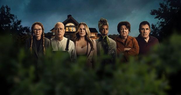 10 series phim ngon cả "rượu" lẫn "bình" được xem nhiều nhất năm 2022