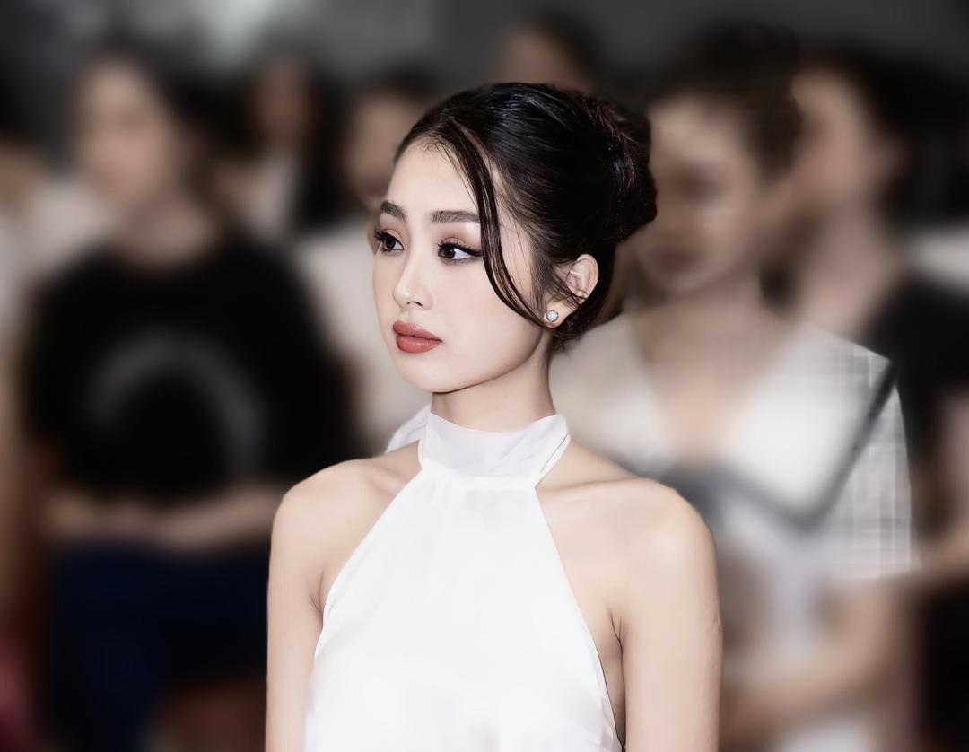 Người đẹp Hoa Lư Phạm Giáng My: Sẵn sàng cho những nấc thang cao hơn