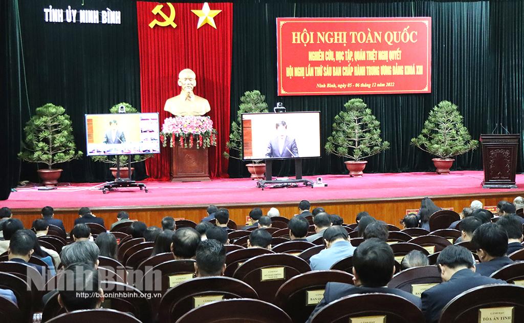 Tiếp tục nghiên cứu, học tập, quán triệt Nghị quyết Hội nghị Trung ương 6