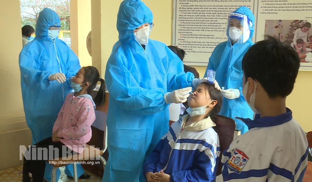 Ninh Binh applies flexible COVID-19 preventive measures for students' safety