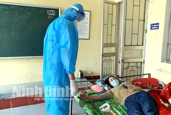 Số ca bệnh COVID-19 mới ngày 16/2 tăng vọt, lên 2.147 ca