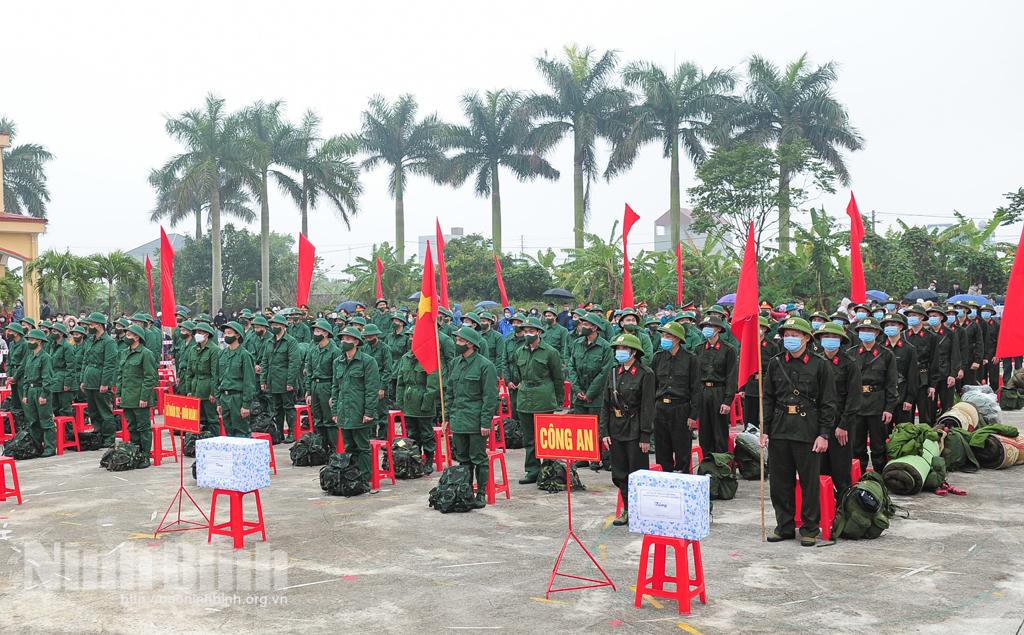 Ninh Bình tưng bừng ngày hội giao, nhận quân năm 2022