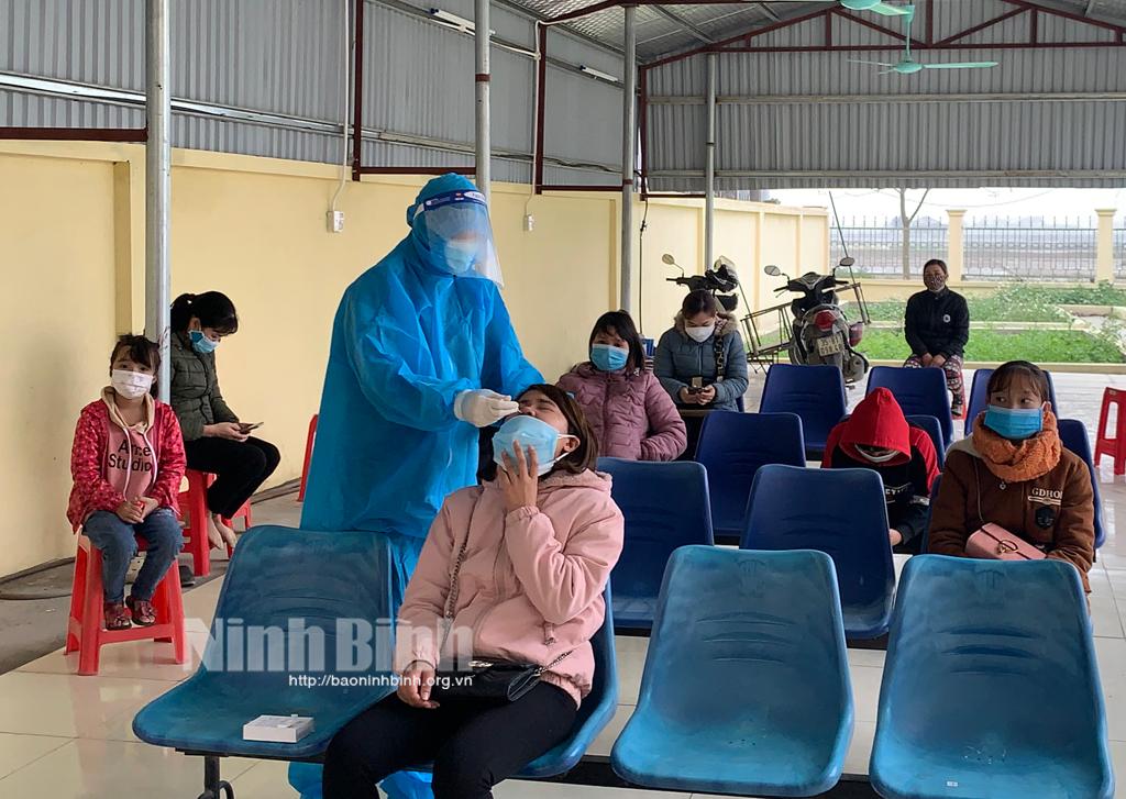 Ngày 17/2, số ca bệnh COVID-19 giảm 277 ca so với hôm qua