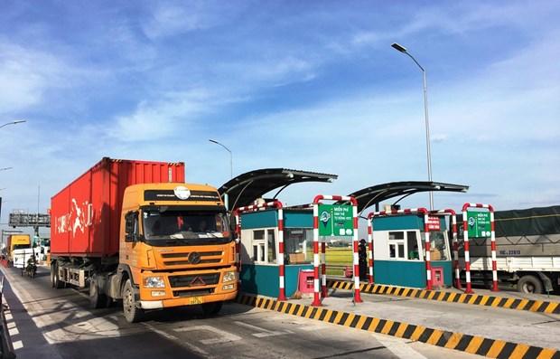 Sẽ xử 'phạt nguội' xe cố tình đâm barie, trốn phí qua trạm BOT