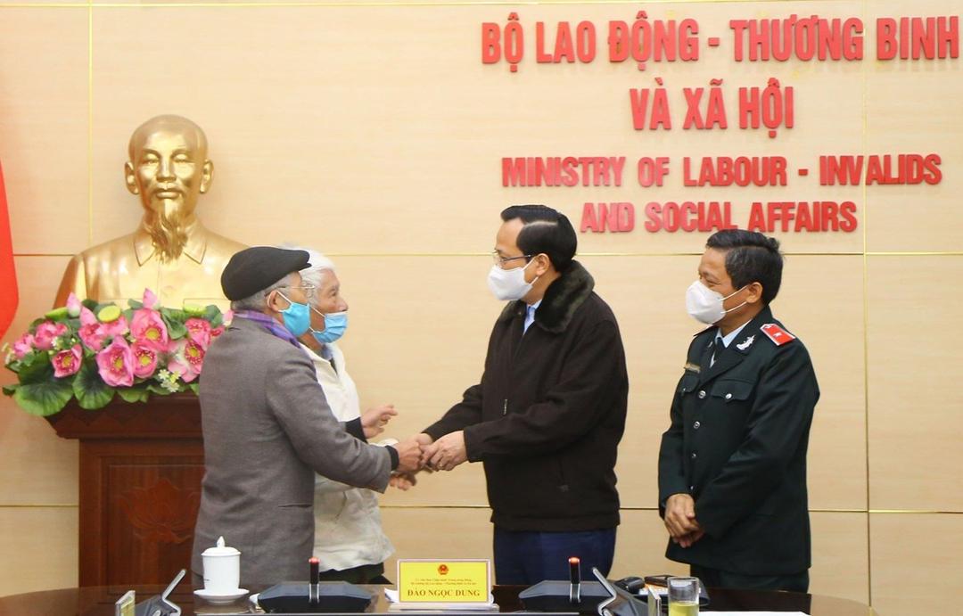 Truy trả 47 năm tiền chế độ thương binh cho cụ 75 tuổi ở buổi tiếp dân