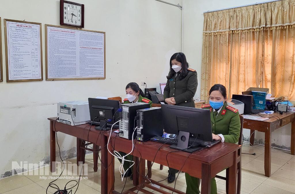UBND tỉnh chỉ đạo thực hiện nghiêm việc chấp hành kỷ luật, kỷ cương hành chính trong các cơ quan, đơn vị