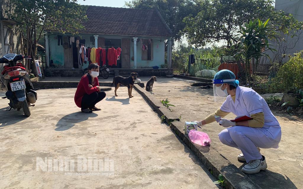 Ngày 25/2, số ca bệnh COVID-19 giảm 302 ca so với hôm qua