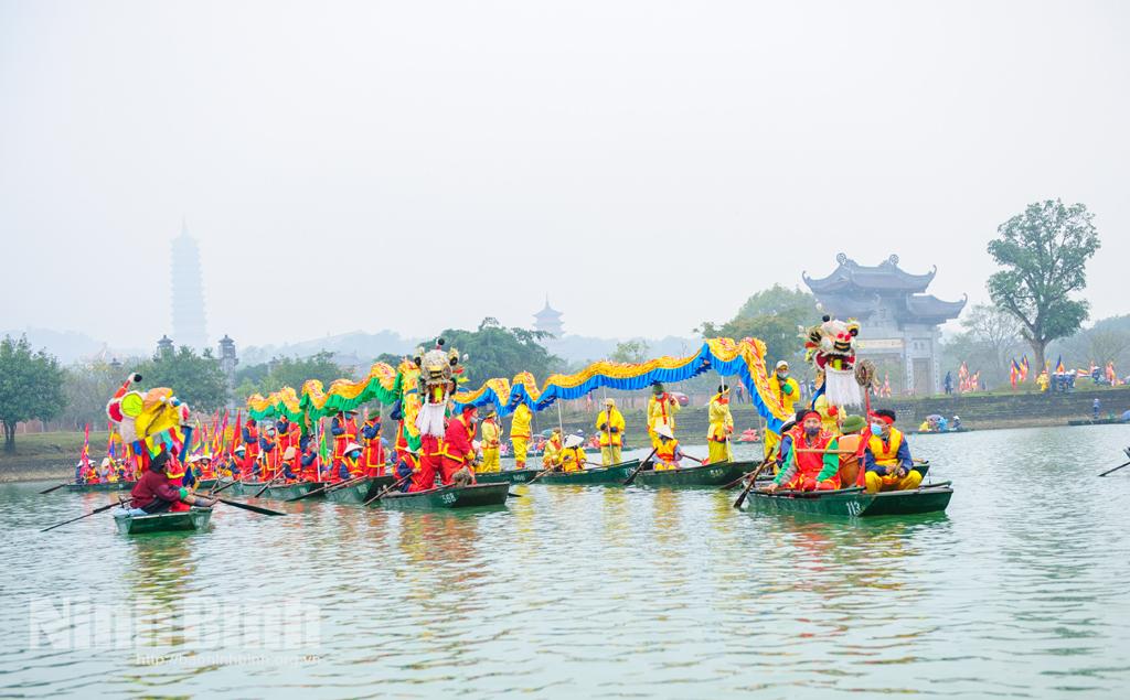 Phát triển bền vững du lịch Ninh Bình: Tăng yếu tố văn hóa, ưu tiên du lịch xanh