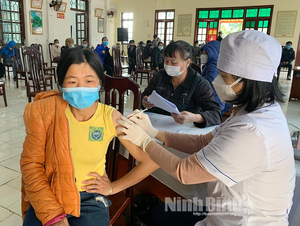 Dịch bệnh ngày 26/2, số ca bệnh tiếp tục tăng, với 2.896 ca