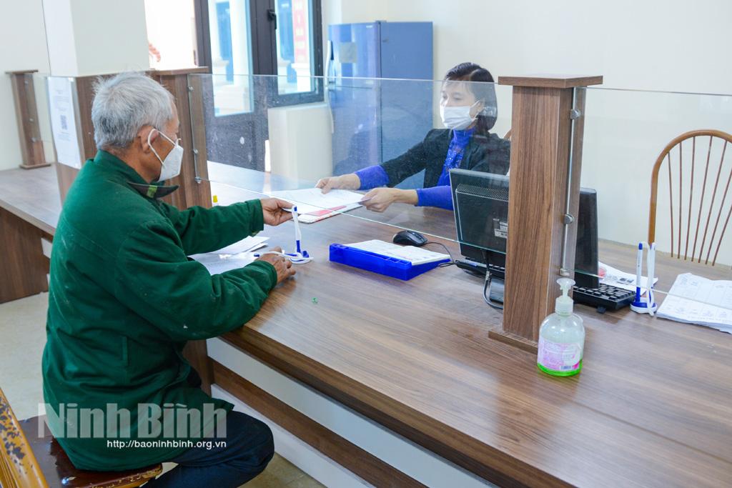 Phú Long, đẩy mạnh cải cách hành chính, phục vụ nhân dân