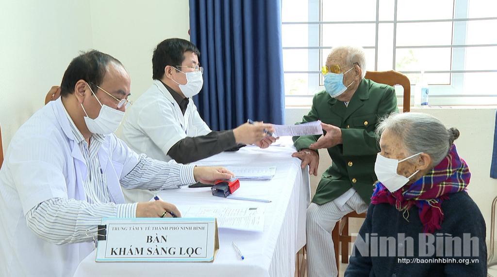 Thần tốc chiến dịch tiêm chủng mùa Xuân 2022