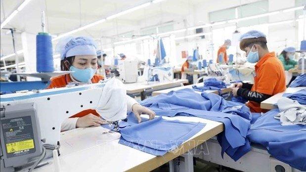 Government acts to achieve rapid economic recovery, development