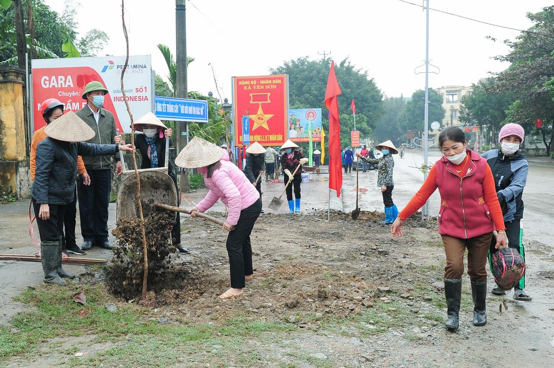 Hội LHPN thành phố Tam Điệp ra quân "Tết trồng cây" Xuân Nhâm Dần năm 2022
