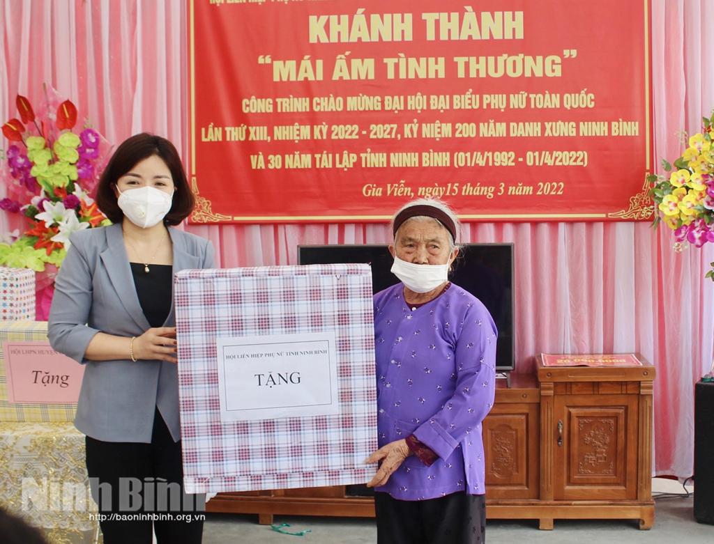 Khánh thành "mái ấm tình thương" cho phụ nữ nghèo