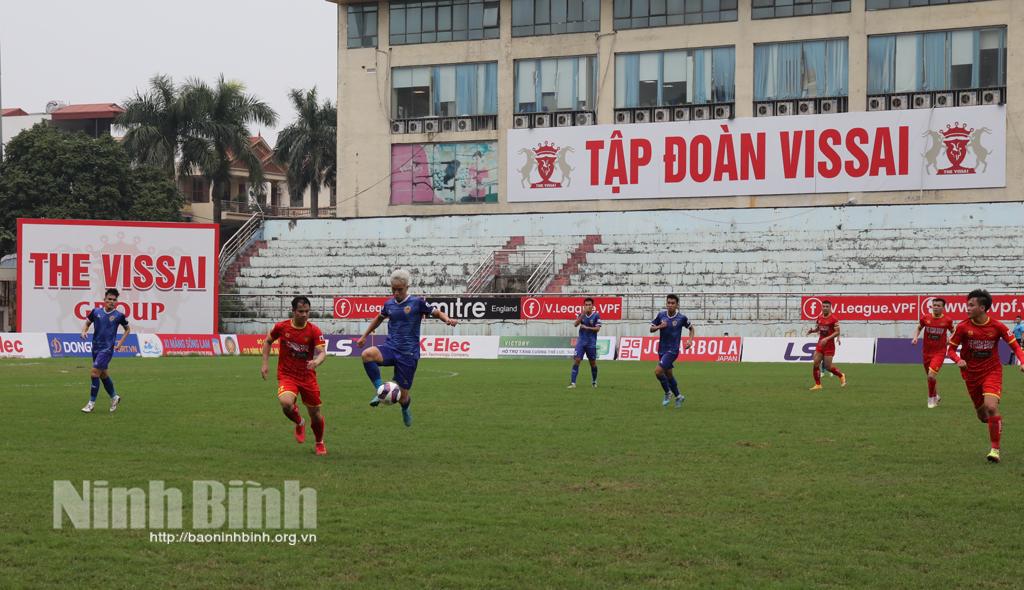 Giải hạng Nhất quốc gia 2022 trên sân Ninh Bình: Công an Nhân dân - Quảng Nam 2-0