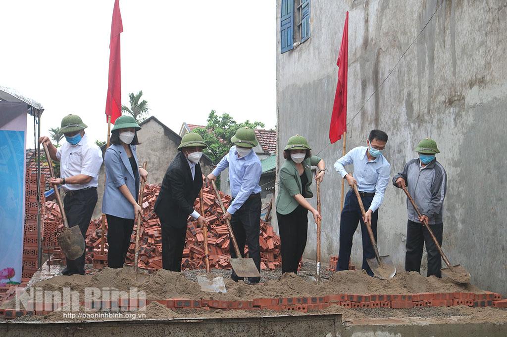 Khởi công xây dựng nhà Mái ấm tình thương