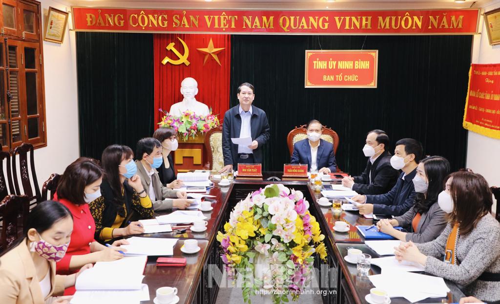 Lấy ý kiến góp ý vào Đề án "Xây dựng tổ chức cơ sở đảng và đảng viên"