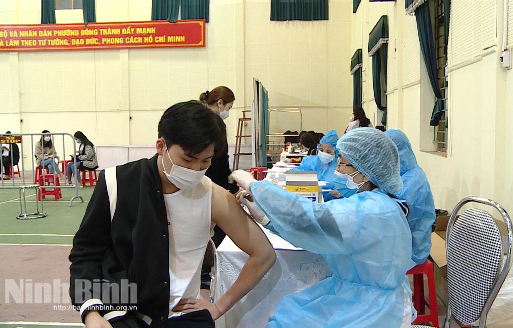 Lợi ích khi tiêm vắc xin phòng COVID-19 mũi bổ sung và tăng cường