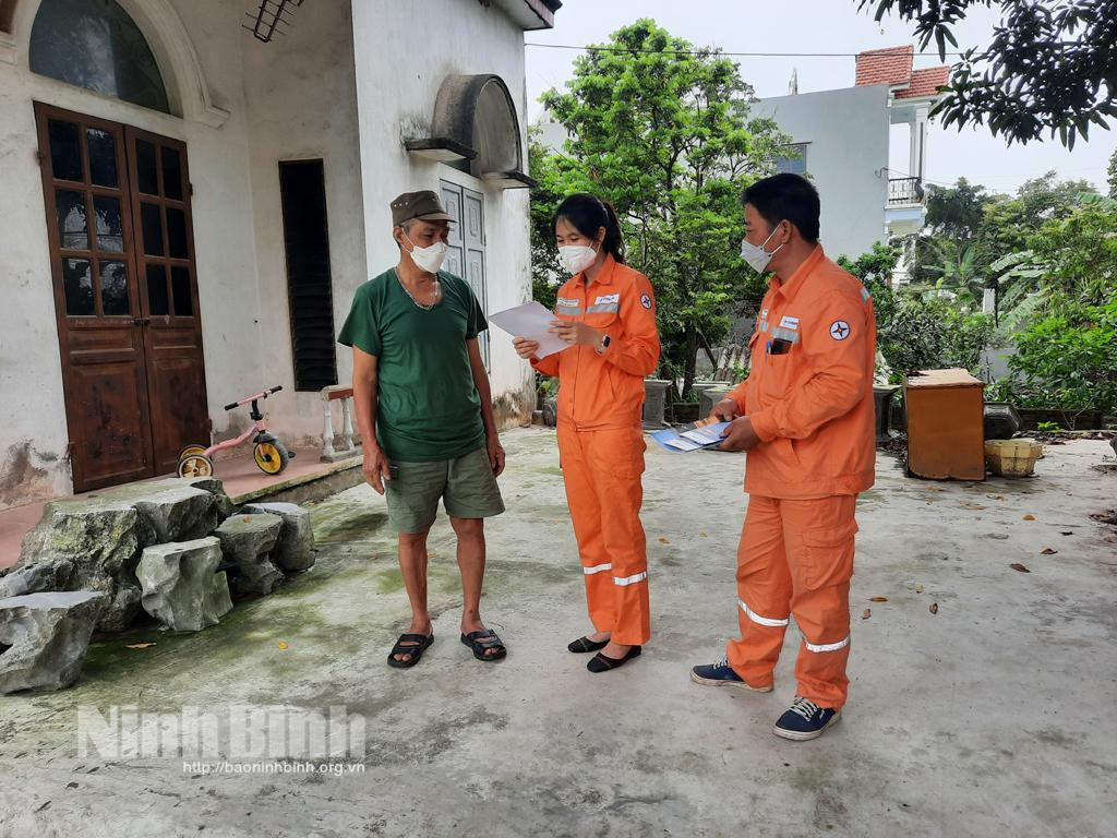 Công ty Điện lực Ninh Bình: Tích cực hưởng ứng Chiến dịch Giờ Trái đất