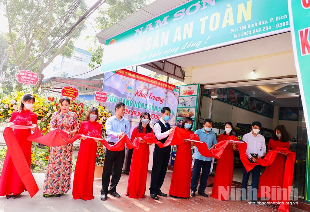 Khai trương cửa hàng nông sản an toàn Nam Sơn