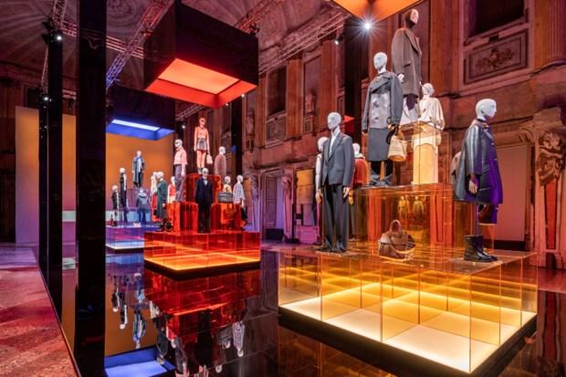 Salvatore Ferragamo tái định nghĩa thời trang bình thường mới