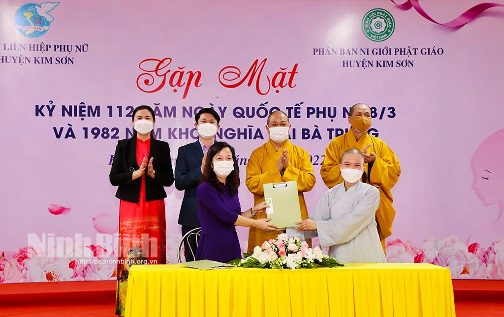 Hội LHPN huyện Kim Sơn gặp mặt nhân kỷ niệm ngày Quốc tế Phụ nữ 8/3