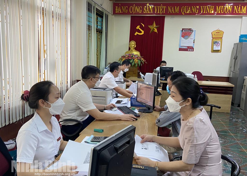 Yên Mô: Quan tâm hỗ trợ vốn phát triển sản xuất, kinh doanh phục hồi kinh tế sau đại dịch COVID-19