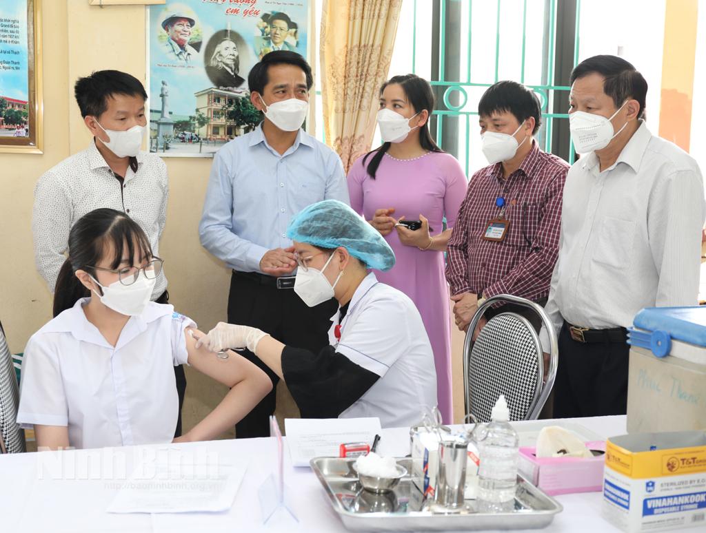 Ninh Bình bắt đầu tiêm chủng vắc xin phòng COVID-19 cho trẻ từ 5 đến dưới 12 tuổi