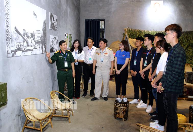 Khai mạc triển lãm "Ký ức chiến tranh"