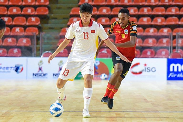 Thắng đậm Timor Leste 7-1, đội tuyển futsal Việt Nam lên ngôi đầu bảng