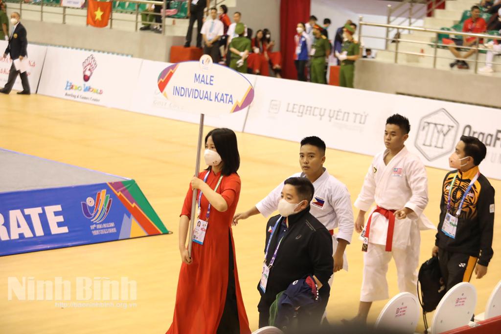 Ngày thi đấu thứ nhất môn võ Karate tại SEA Games 31