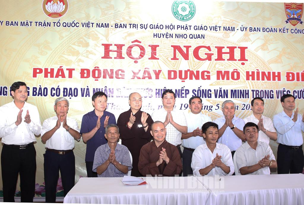Phát động xây dựng mô hình điểm "Vận động đồng bào có đạo và nhân dân thực hiện nếp sống văn minh trong việc cưới, việc tang và lễ hội"