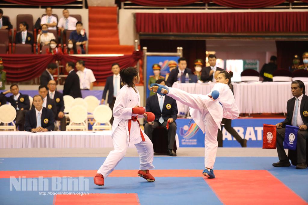 Karate, ngày thi đấu cuối cùng: "Nóng" cuộc đua "bứt tốc"