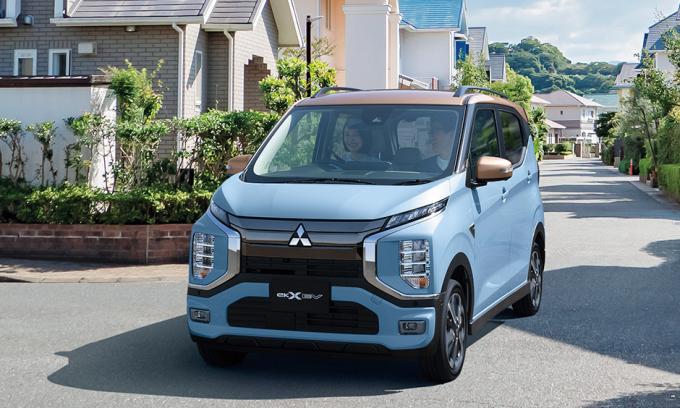Mitsubishi eK X - tiểu Outlander chạy điện