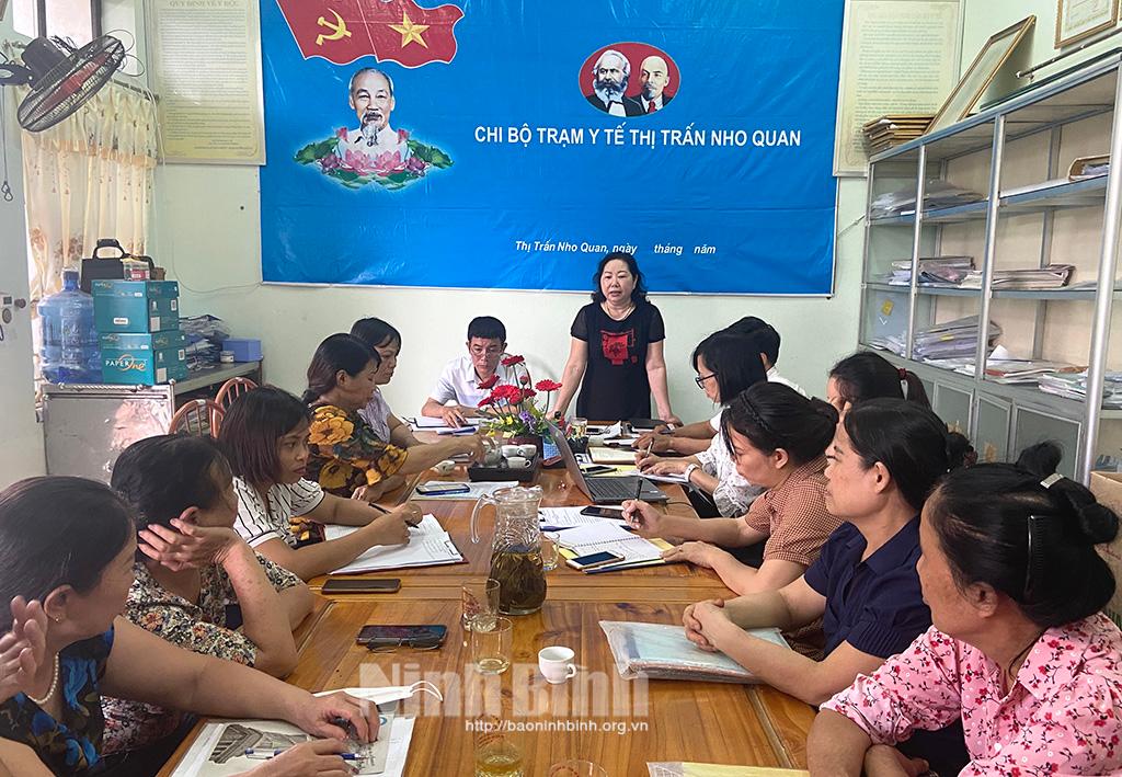 Kiểm tra công tác dân số tại thị trấn Nho Quan