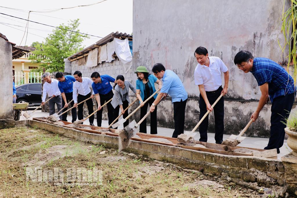 Lễ khởi công xây dựng "Ngôi nhà khăn quàng đỏ"