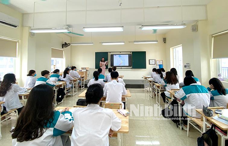 Cô giáo Nguyễn Thị Tuyến Tính: Thu hoạch nhiều "trái ngọt" từ tình yêu môn Địa lý