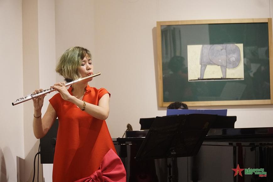 Ra mắt sách Truyện Kiều - 24 tranh của họa sĩ Lê Thiết Cương