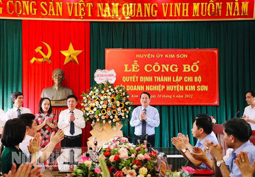 Công bố quyết định thành lập chi bộ Hội Doanh nghiệp huyện Kim Sơn