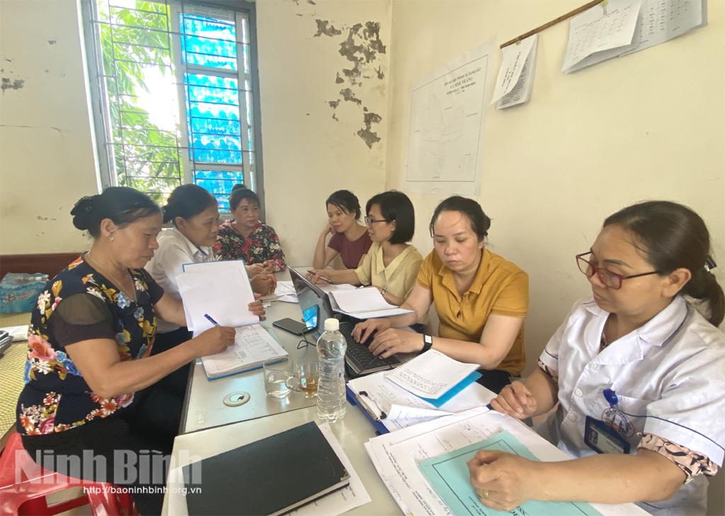 Kiểm tra công tác dân số tại xã Ninh Thắng