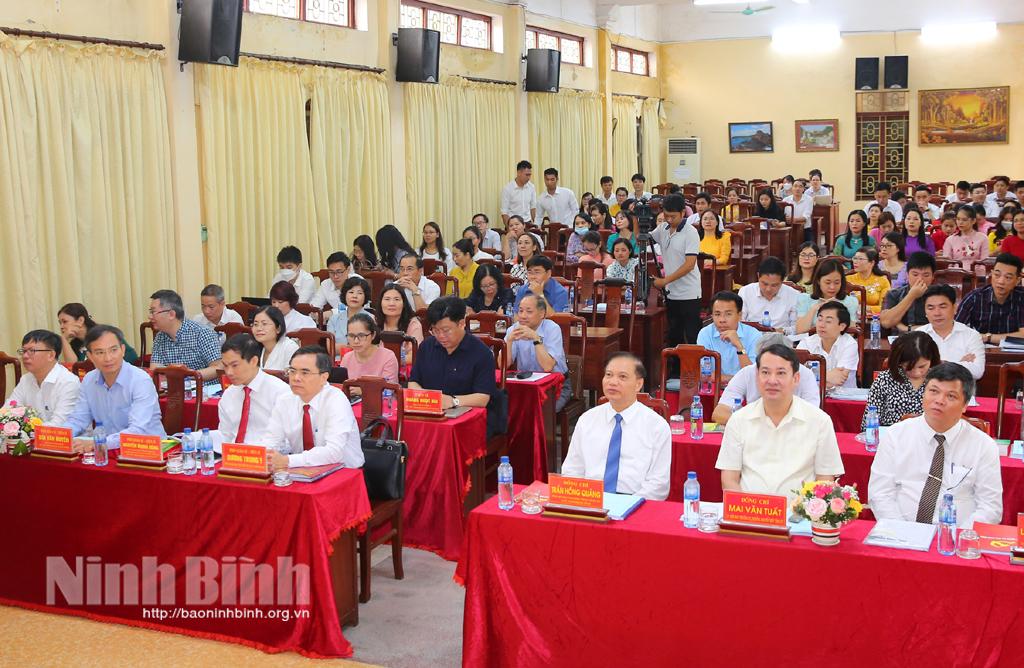 Hội thảo khoa học phát triển du lịch theo hướng bền vững ở tỉnh Ninh Bình giai đoạn 2021-2030