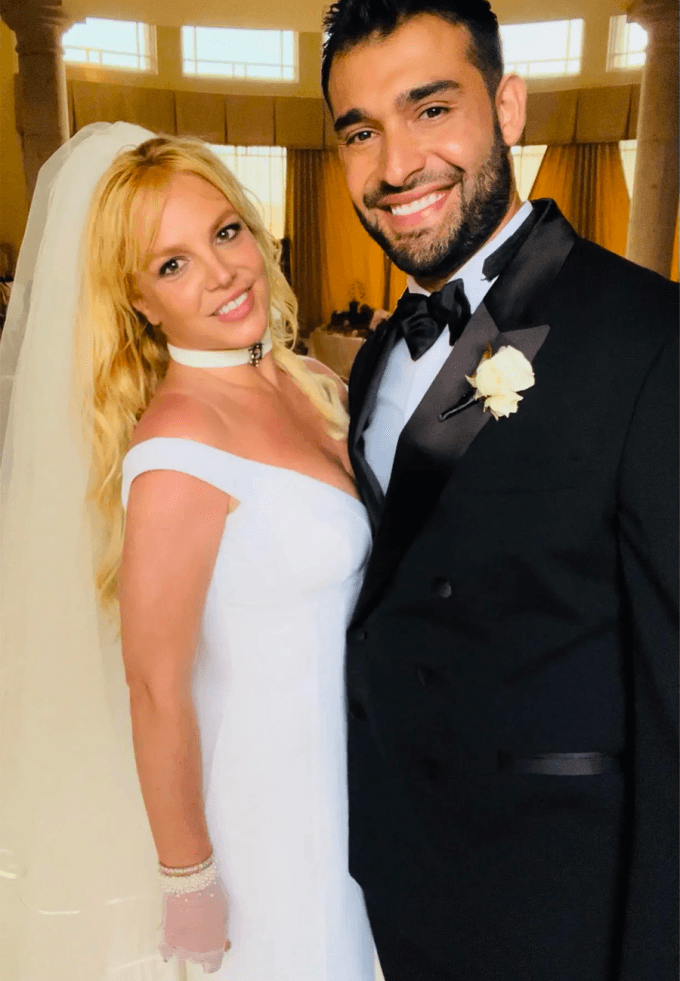 Britney Spears ký hợp đồng tiền hôn nhân