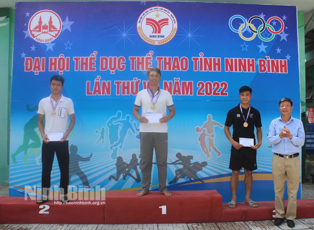 Thi đấu môn bơi tại Đại hội TDTT tỉnh lần thứ VII