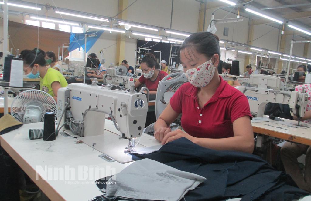 Thu hút nguồn lao động tại chỗ: Hiệu quả dài lâu