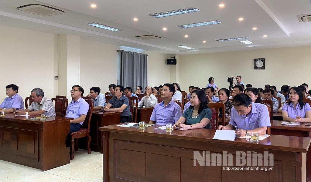 Hội Nông dân tỉnh phát động hưởng ứng cuộc thi "Tổ quốc bên bờ sóng"