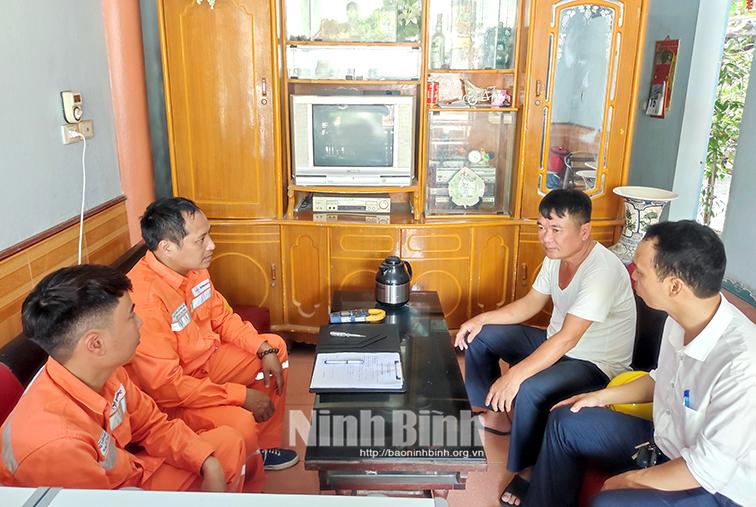 Công ty Điện lực Ninh Bình nâng cao hiệu quả dịch vụ khách hàng mùa nắng nóng